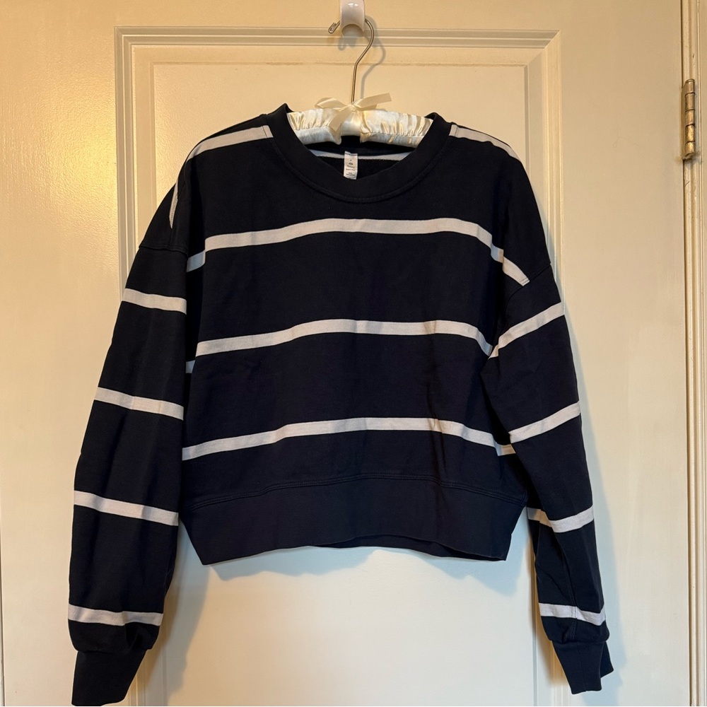 Lululemon Perfectly Oversized Cropped Crew Stripe - Picture 3 of 7